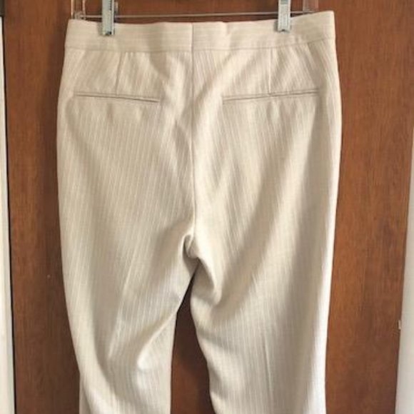 ASOS, soft white/cream, cotton blend, tapered,women's trouser, nubby texture - Picture 5 of 10